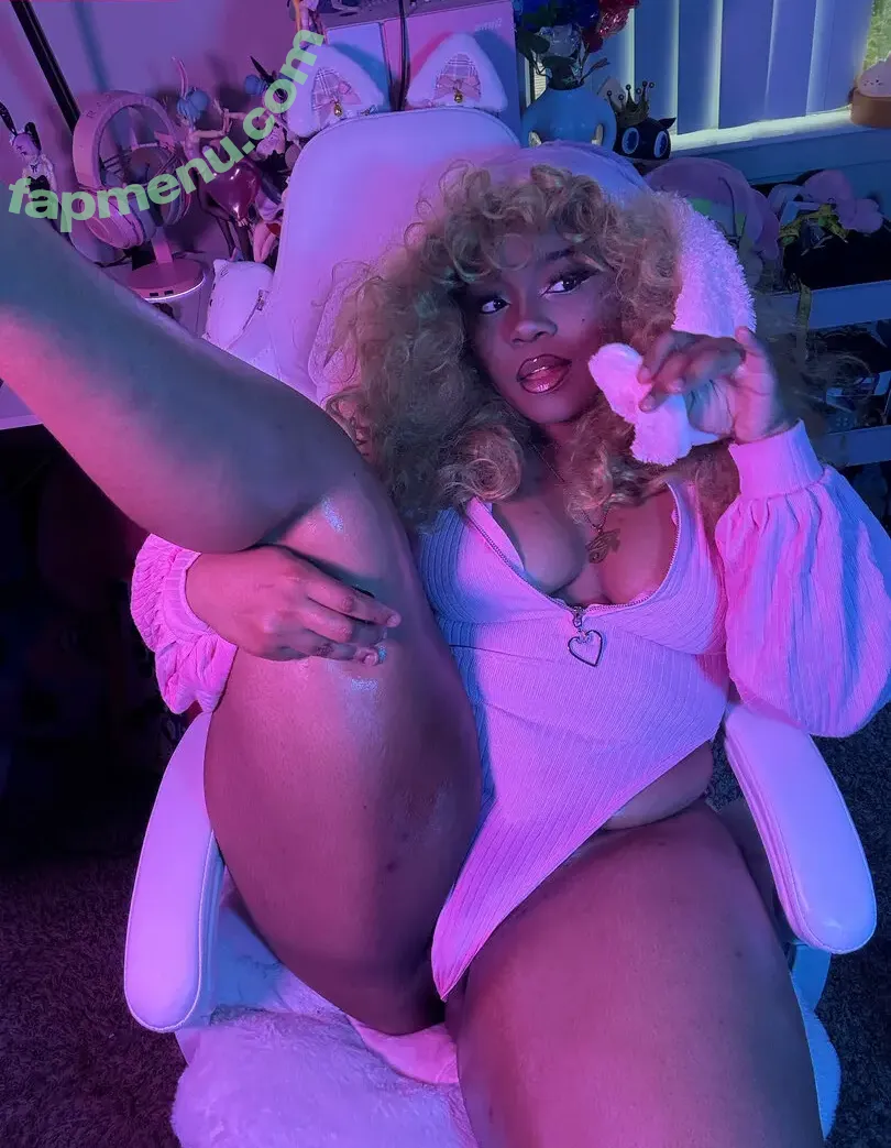 Maibunnii nude photo #0197 (maicocoanut)