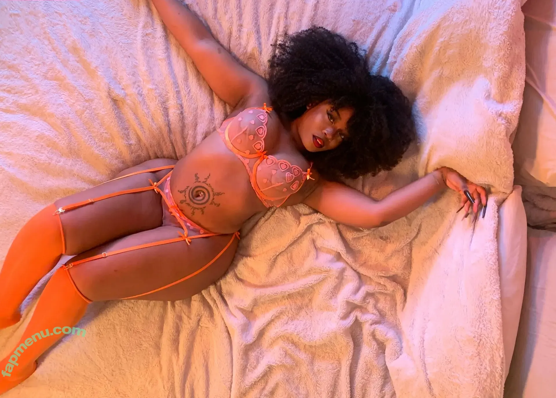 Maibunnii nude photo #0298 (maicocoanut)