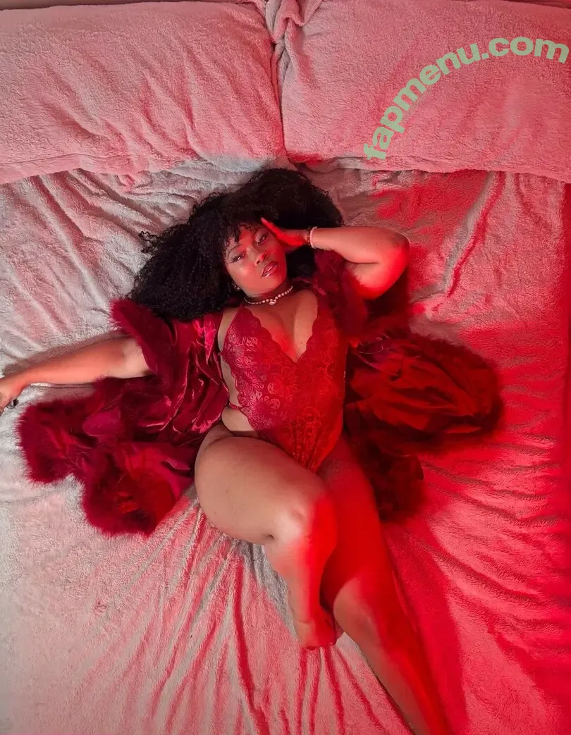 Maibunnii nude photo #0306 (maicocoanut)