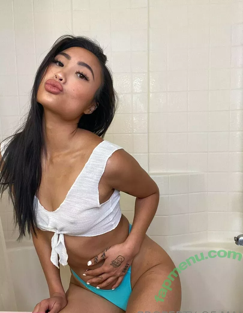 maichiii nude photo #0029 (mochi_floof)
