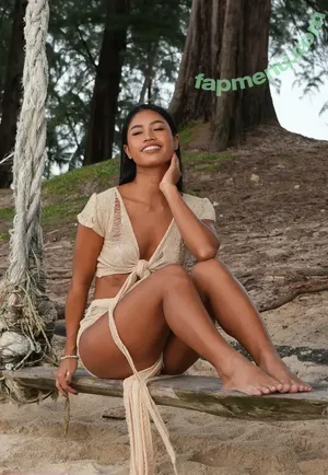  nude photo #0004