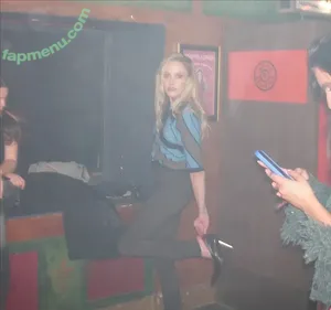 Maika Monroe / maikamonroe nude photo #0426