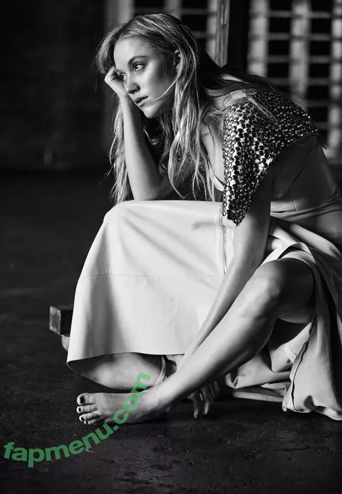 Maika Monroe nude photo #0014 (maikamonroe)