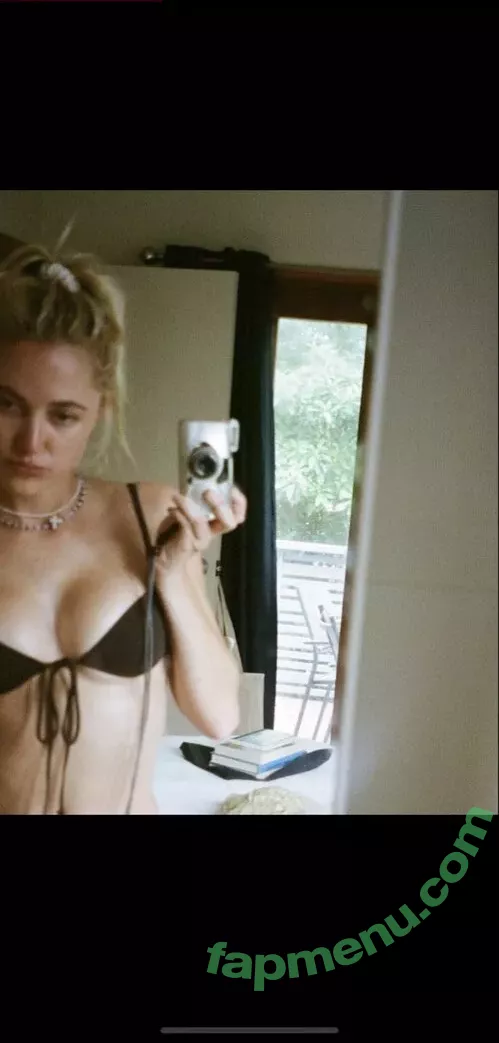 Maika Monroe nude photo #0023 (maikamonroe)