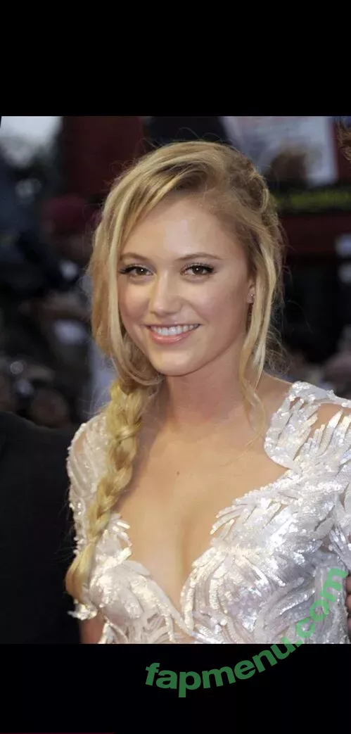 Maika Monroe nude photo #0029 (maikamonroe)