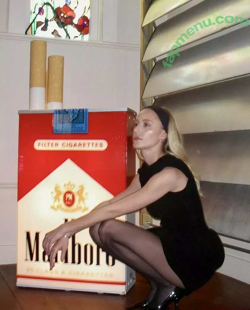 Maika Monroe nude photo #0073 (maikamonroe)
