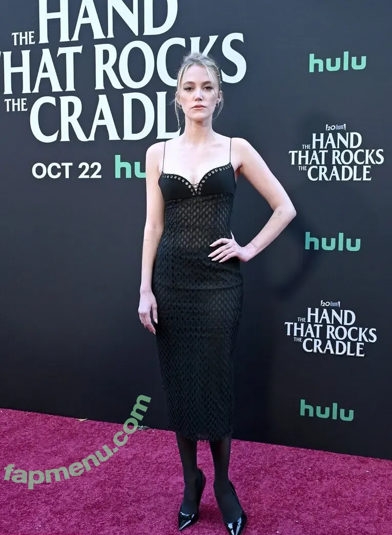 Maika Monroe nude photo #0391 (maikamonroe)