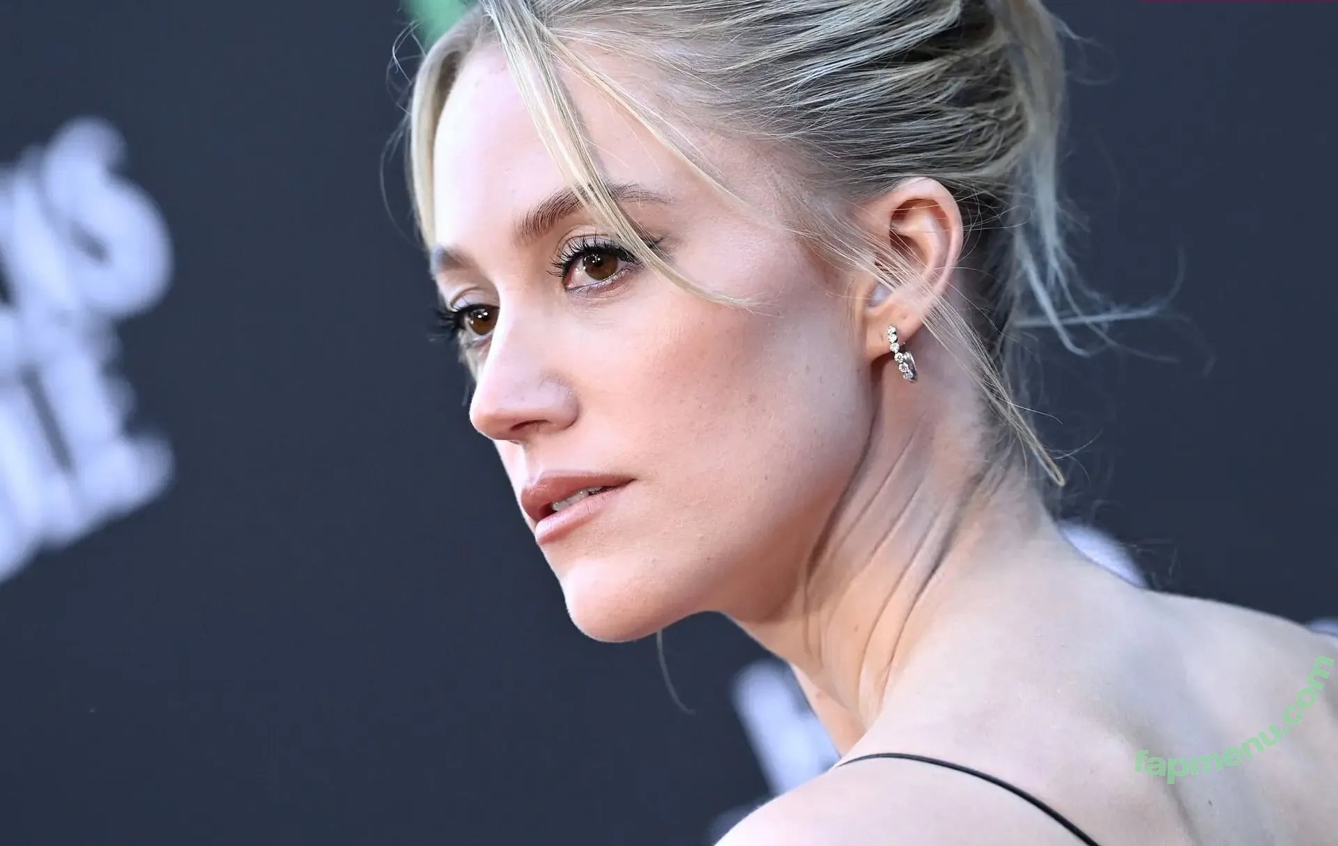 Maika Monroe nude photo #0405 (maikamonroe)