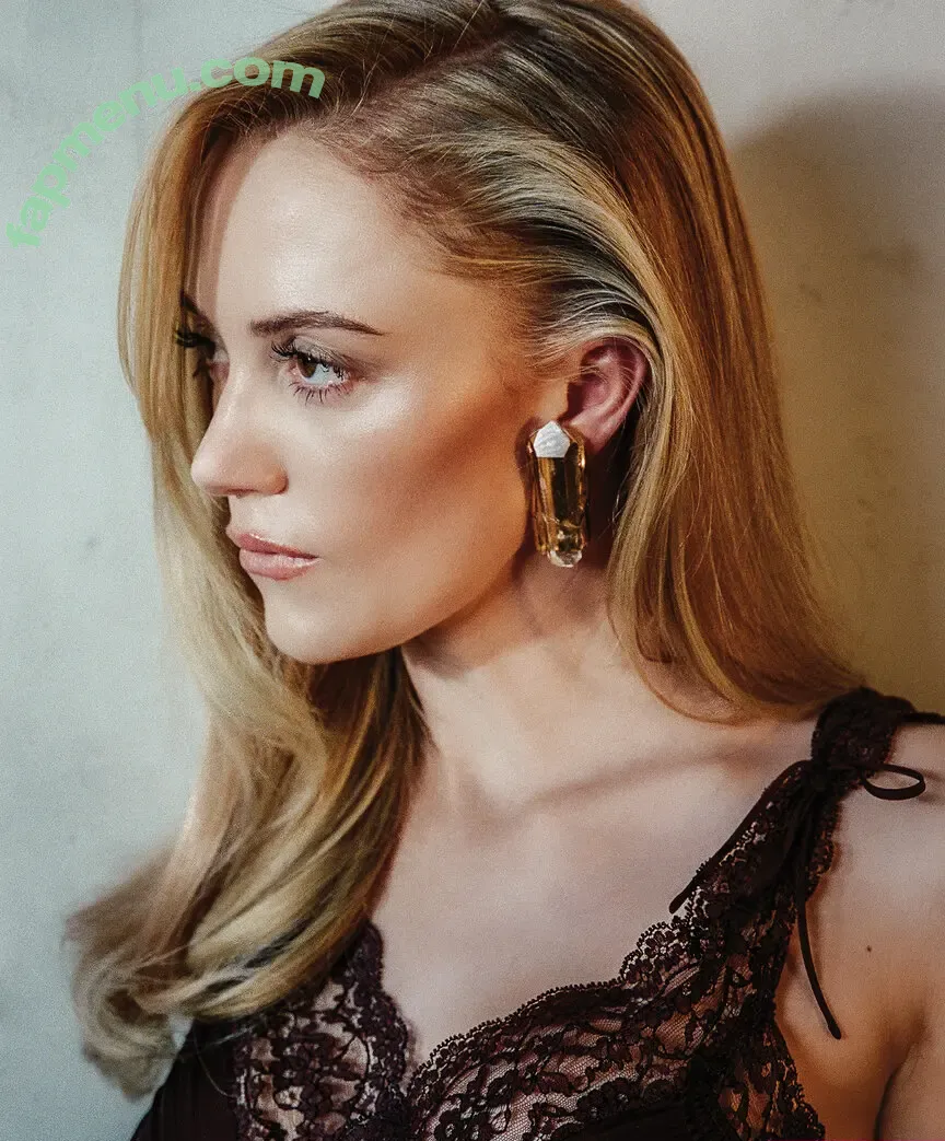 Maika Monroe nude photo #0433 (maikamonroe)