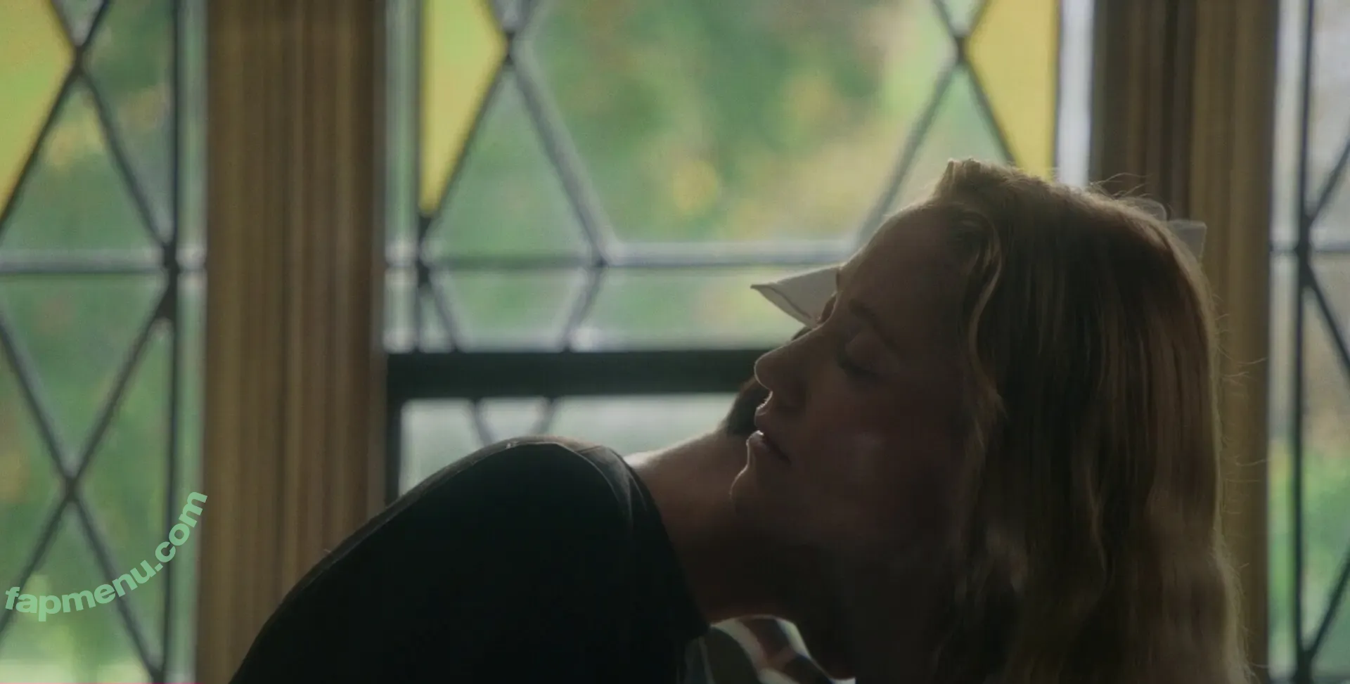 Maika Monroe nude photo #0449 (maikamonroe)