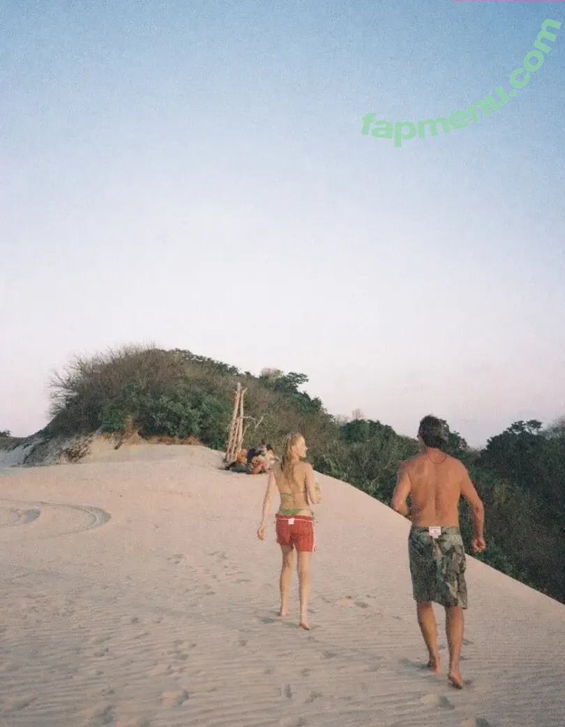 Maika Monroe nude photo #0474 (maikamonroe)