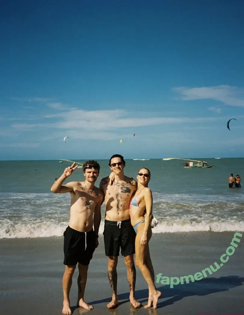 Maika Monroe nude photo #0477 (maikamonroe)