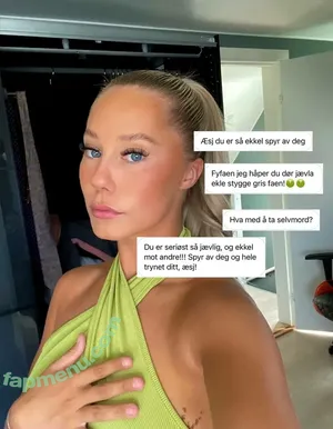  nude photo #0003