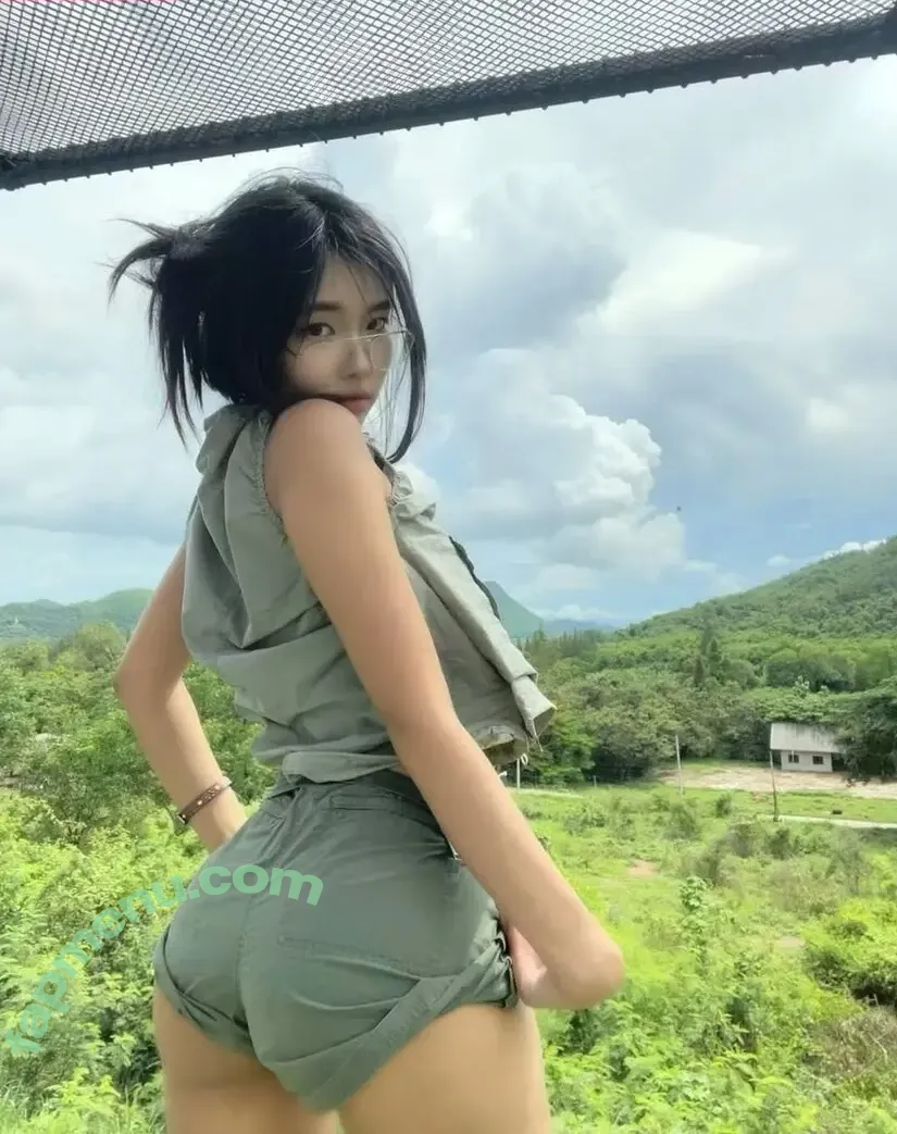Maimiko nude photo #0041 (maikothewitch / maimikoo / maimikoz)