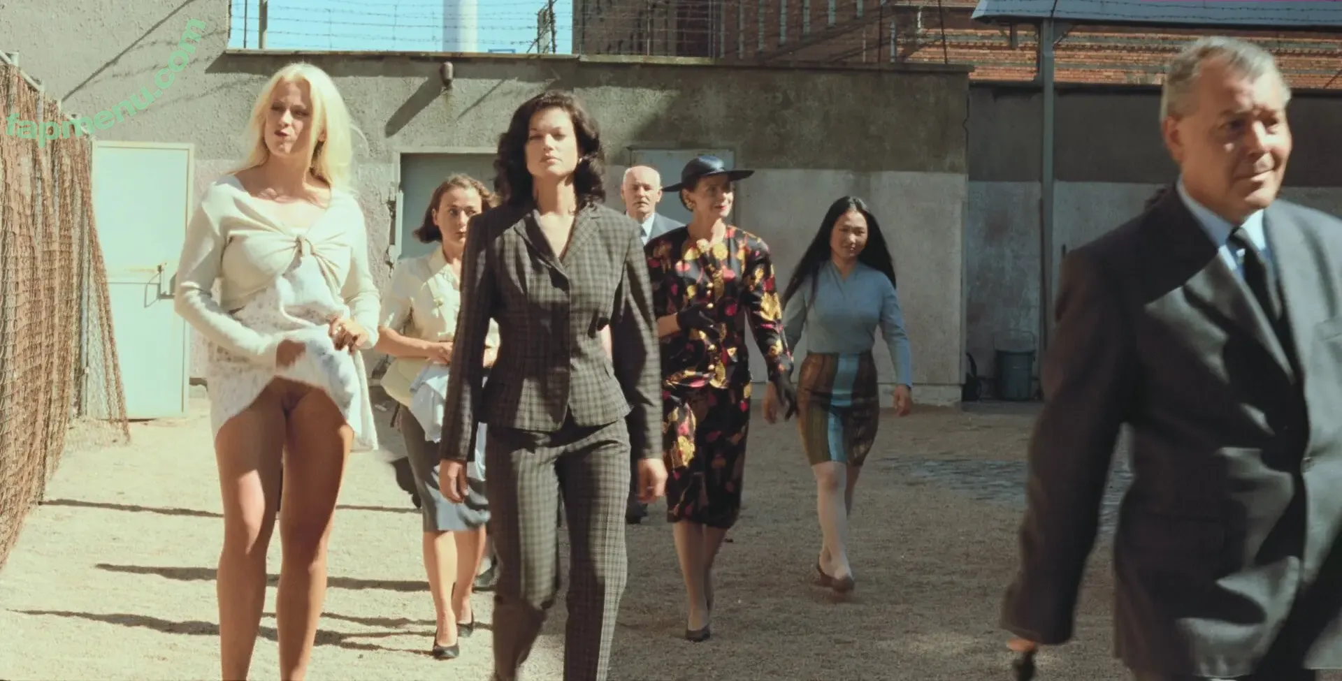 Mainstream голая photo #0008 (Cult and Sleaze Movie Scenes)