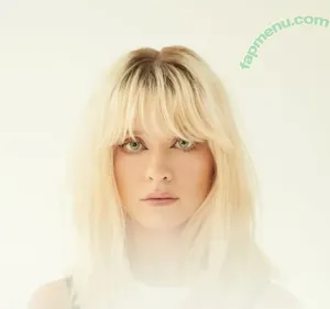 Maisie Peters / maisiehpeters nude photo #0340