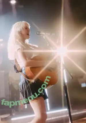 Maisie Peters / maisiehpeters nude photo #0406