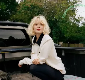 Maisie Peters / maisiehpeters nude photo #0436