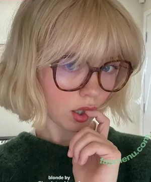 Maisie Peters / maisiehpeters nude photo #0451