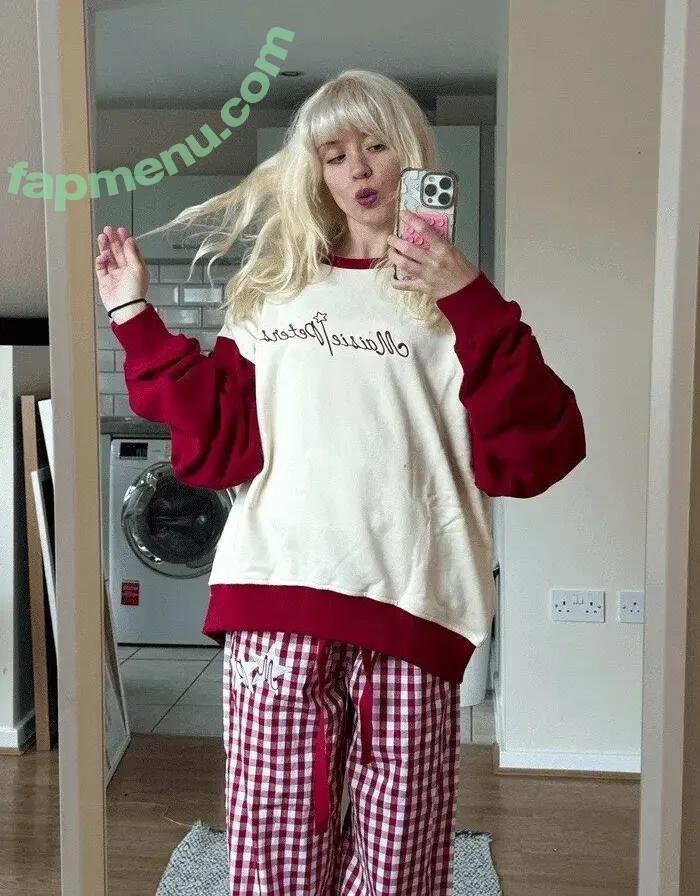 Maisie Peters nude photo #0284 (maisiehpeters)