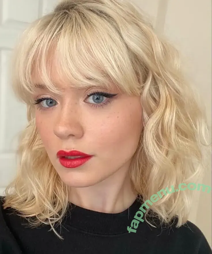 Maisie Peters nude photo #0332 (maisiehpeters)