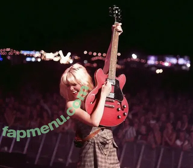 Maisie Peters nude photo #0343 (maisiehpeters)