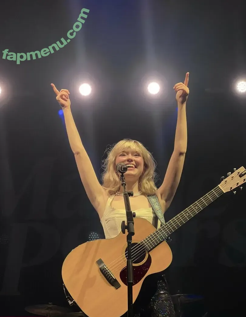 Maisie Peters nude photo #0352 (maisiehpeters)