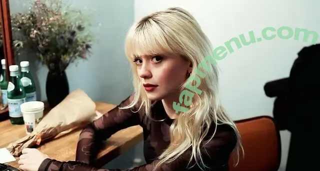 Maisie Peters nude photo #0370 (maisiehpeters)