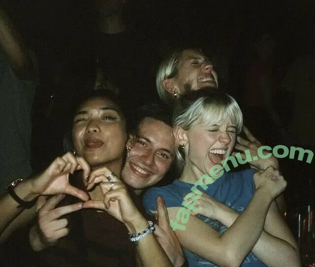 Maisie Peters nude photo #0376 (maisiehpeters)