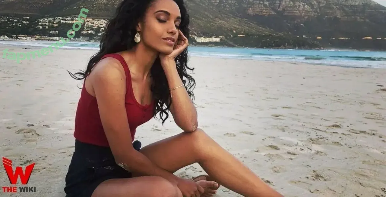 Maisie Richardson-Sellers nude photo #0030 (maisiersellers)