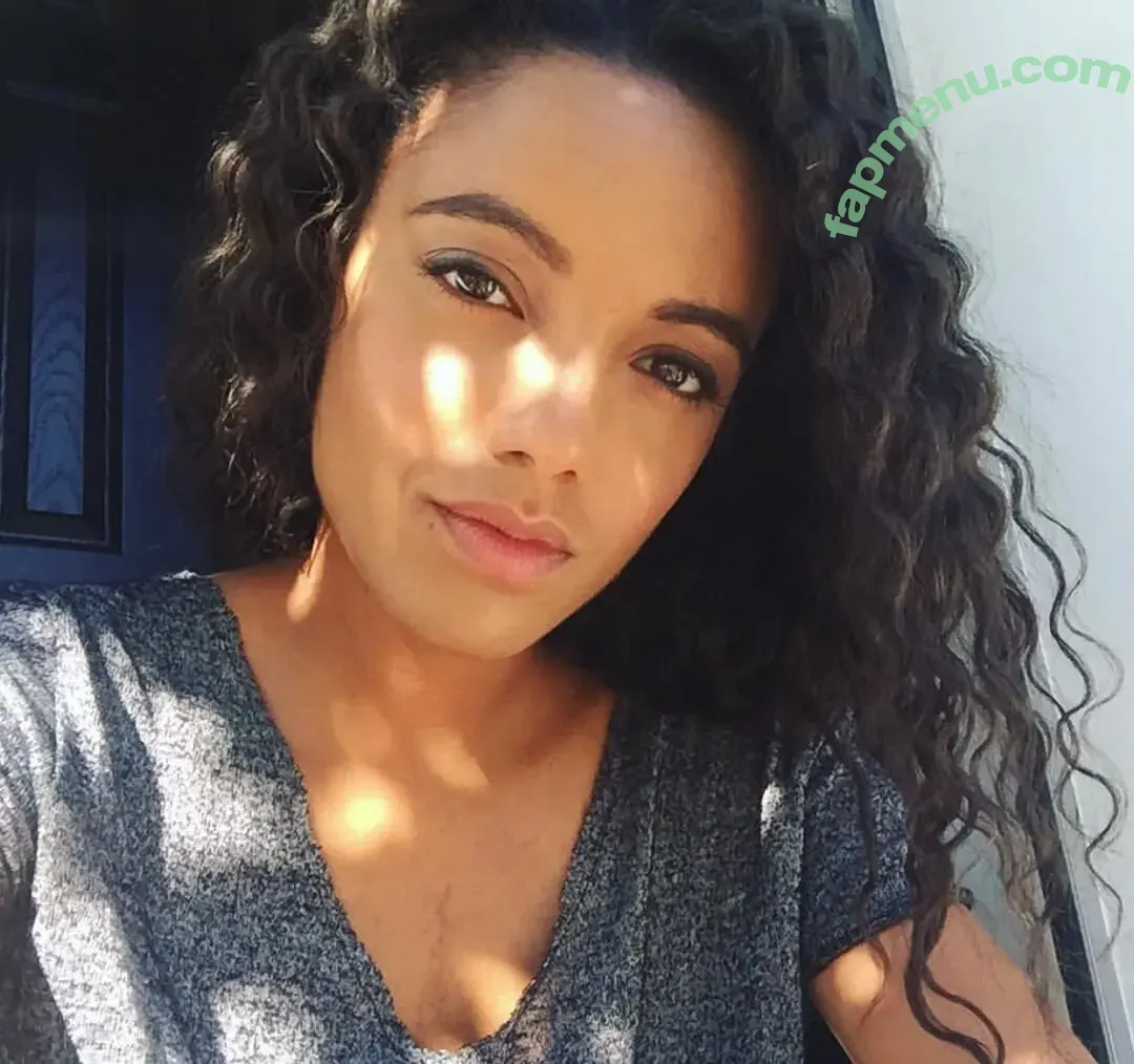 Maisie Richardson-Sellers nude photo #0045 (maisiersellers)