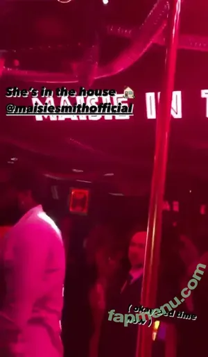 Maisie Smith / maisiesmithofficial nude photo #0047