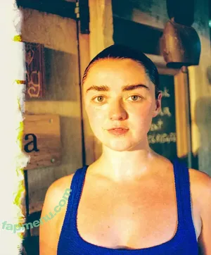 Maisie Williams / Maisie_Williams nude photo #0040