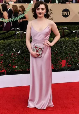 Maisie Williams / Maisie_Williams nude photo #0090