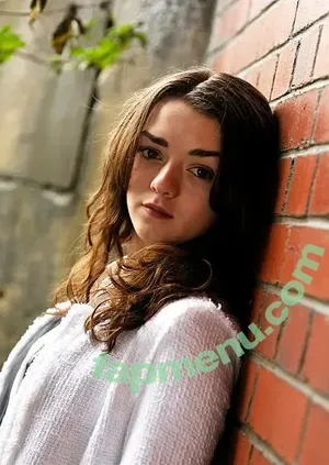 Maisie Williams / Maisie_Williams nude photo #0104