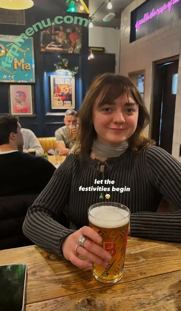 Maisie Williams nude photo #0130 (MaisieWilliamsOfficial / Maisie_Williams)