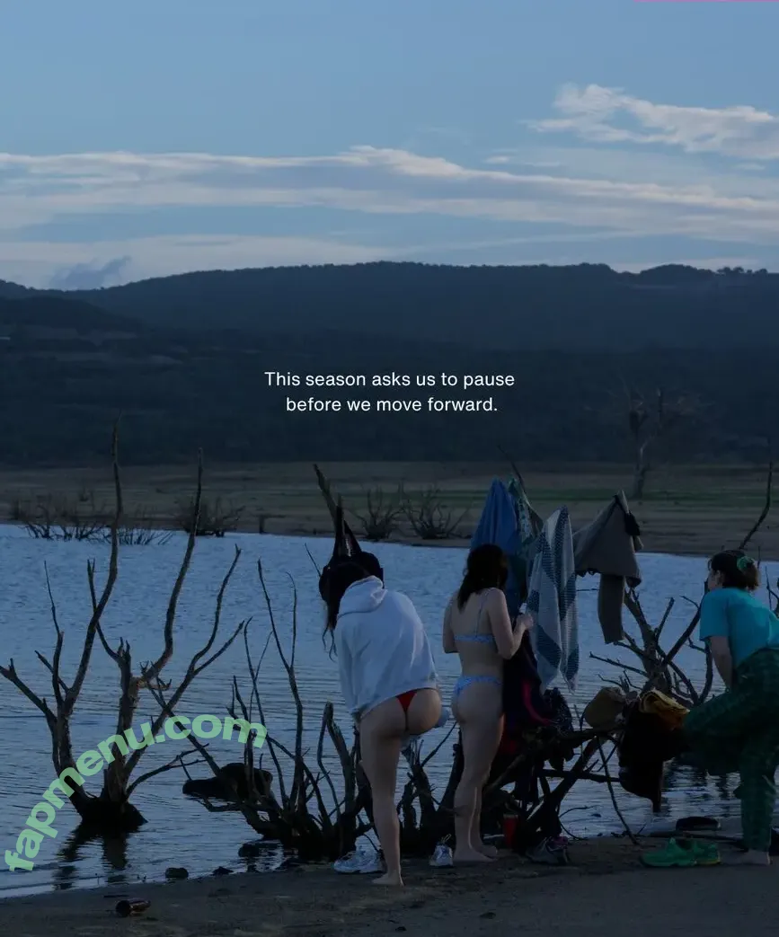 Maisie Williams nude photo #0178 (MaisieWilliamsOfficial / Maisie_Williams)