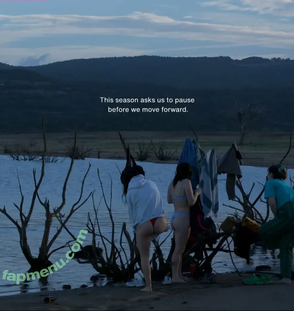 Maisie Williams nude photo #0190 (MaisieWilliamsOfficial / Maisie_Williams)