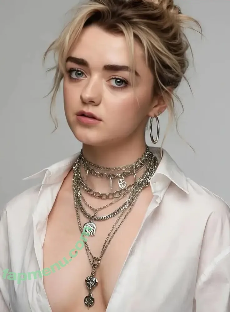 Maisie Williams nude photo #0191 (MaisieWilliamsOfficial / Maisie_Williams)