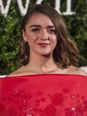 Maisie Williams / Maisie_Williams nude photo #0110