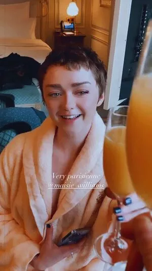 Maisie Williams / Maisie_Williams nude photo #0381