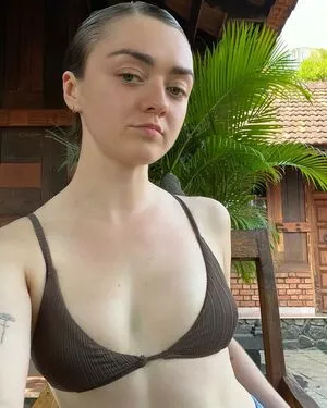 Maisie Williams / Maisie_Williams nude photo #0436