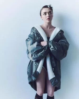 Maisie Williams / Maisie_Williams nude photo #0771