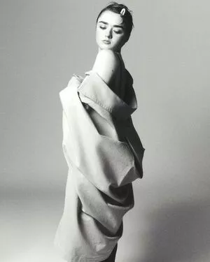 Maisie Williams / Maisie_Williams nude photo #0777