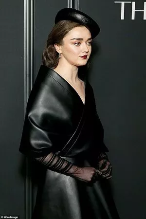 Maisie Williams / Maisie_Williams nude photo #0940