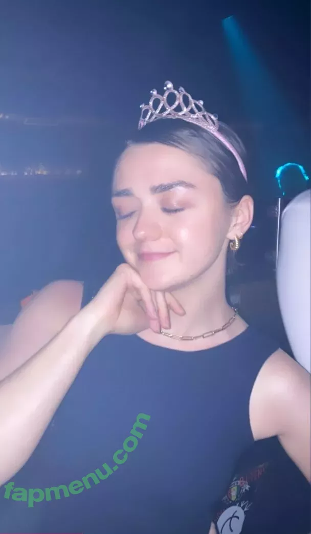 Maisie Williams nude photo #0441 (Maisie_Williams)