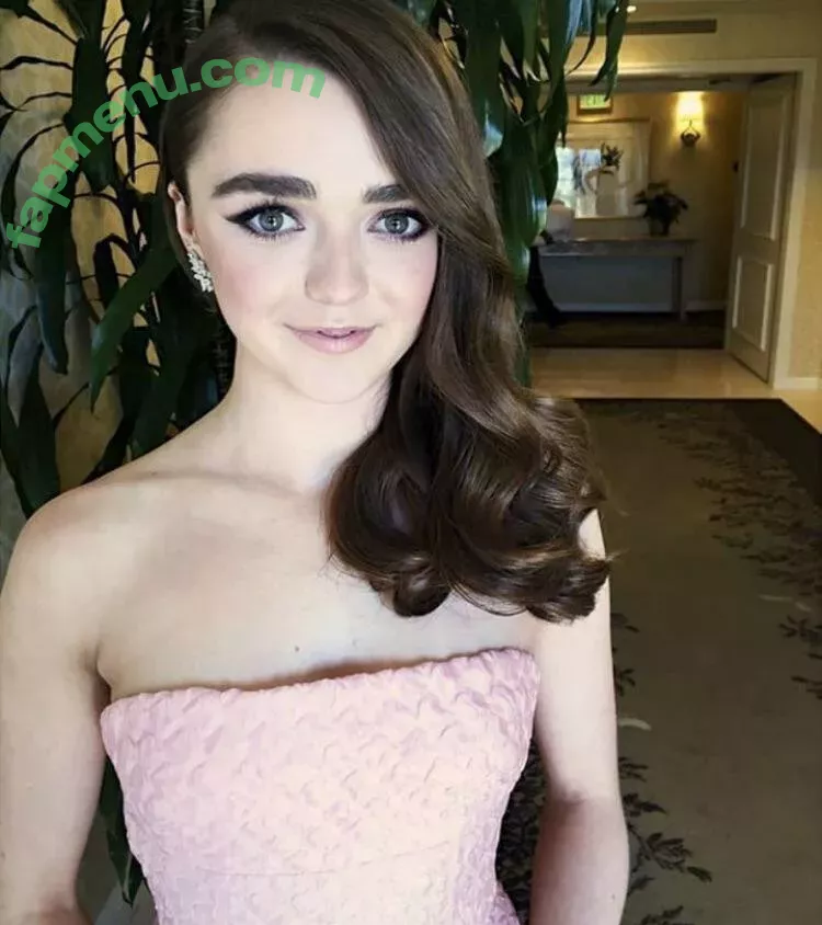 Maisie Williams nude photo #0807 (Maisie_Williams)