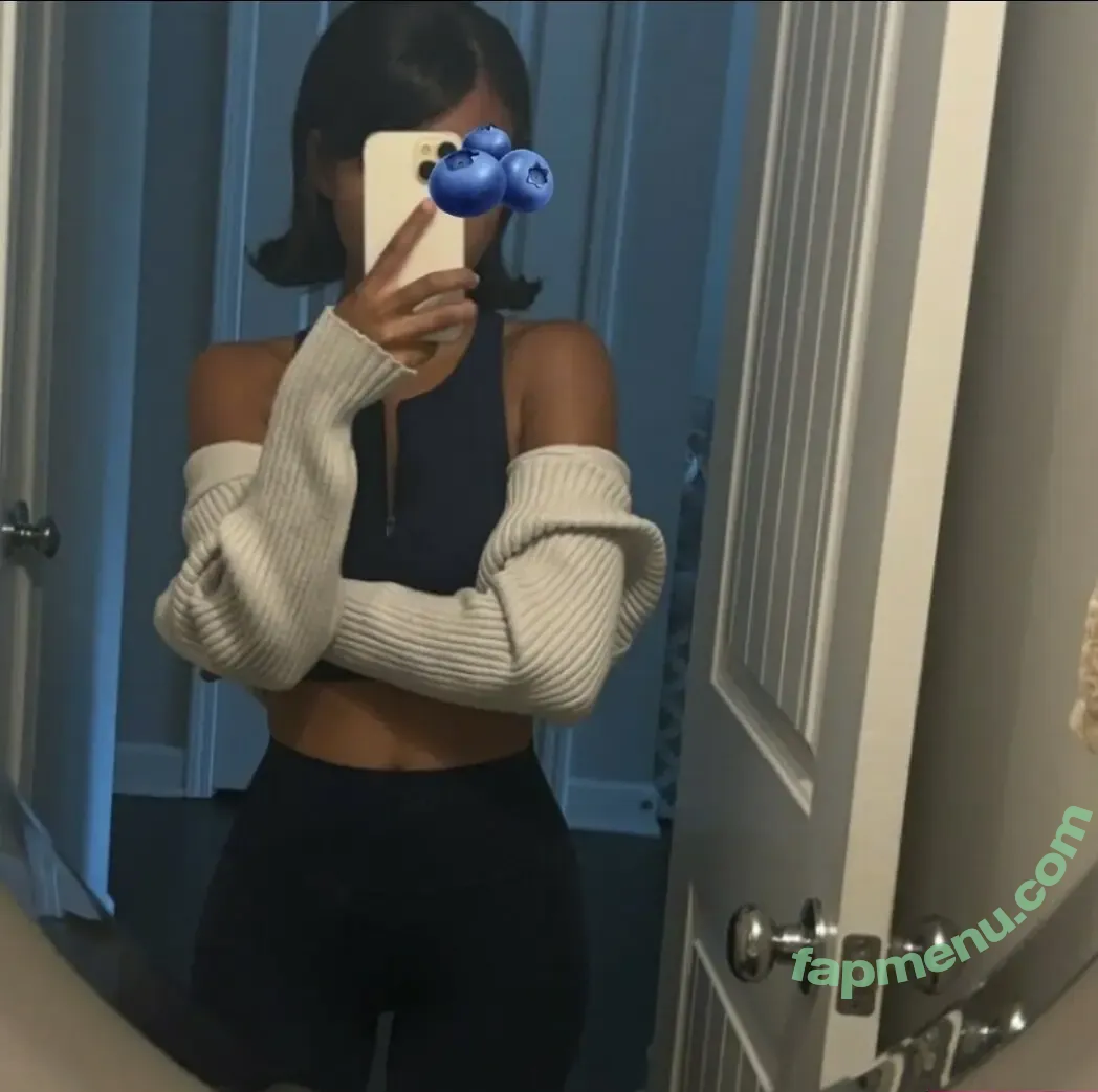 Maisiekits nude photo #0016 (maisiekitty)