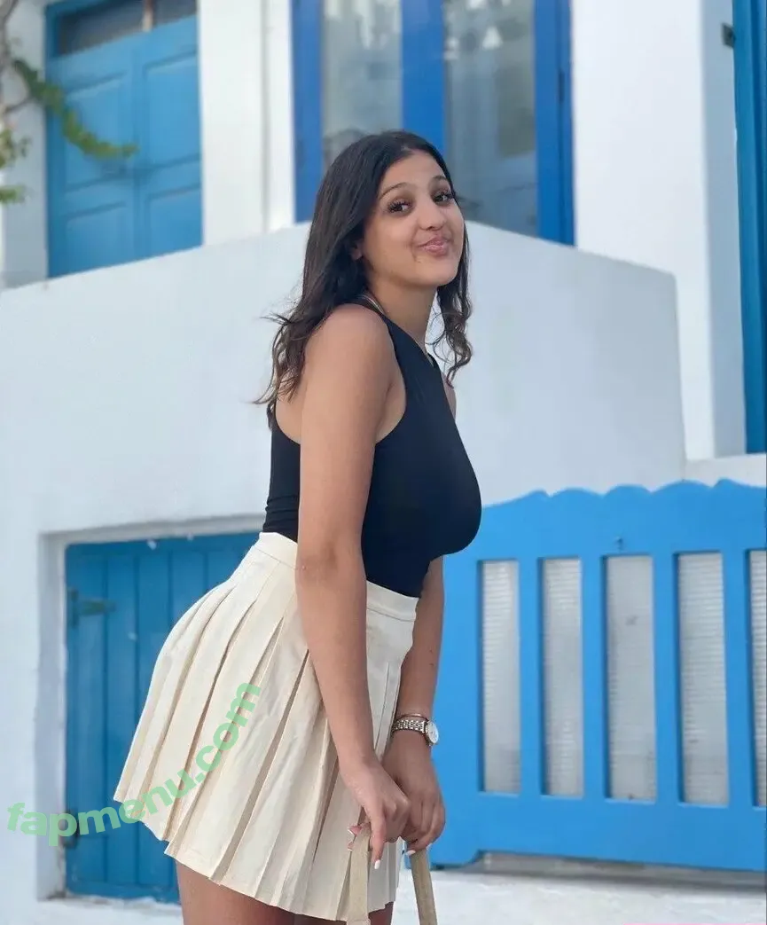 Maissa Hocini nude photo #0002 (Maissa Hocini)