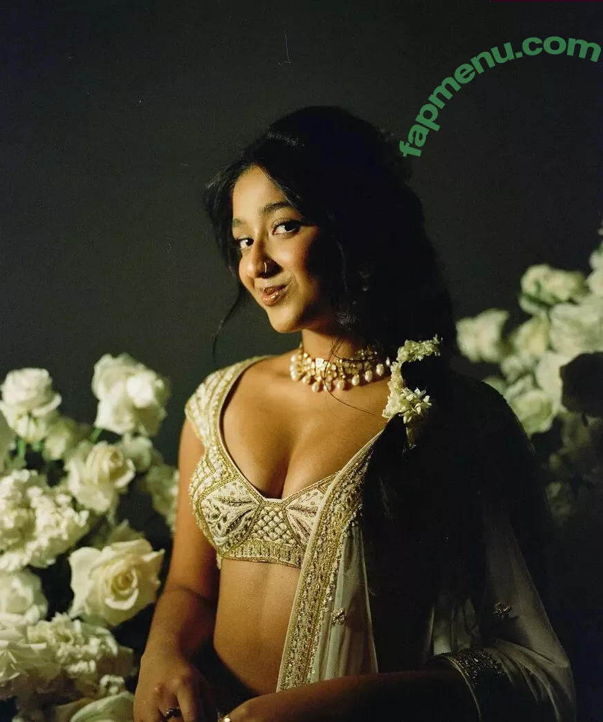 Maitreyi Ramakrishnan nude photo #0182 (maitreyiramakrishnan / ramakrishnannn)